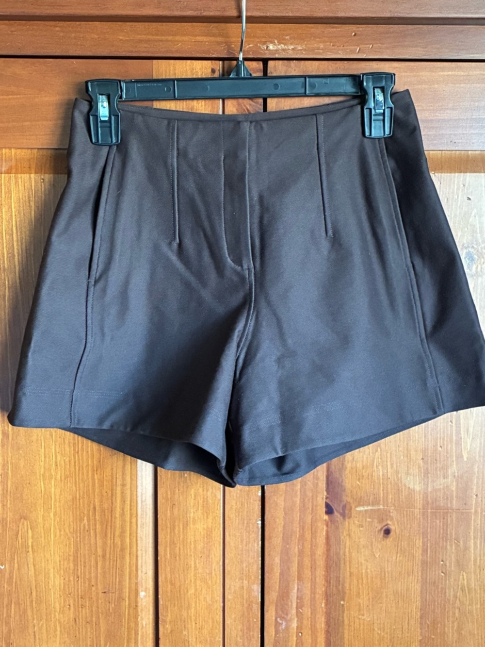 Lululemon utilitech relaxed fit High-Rise espresso Shorts NWOT size 0